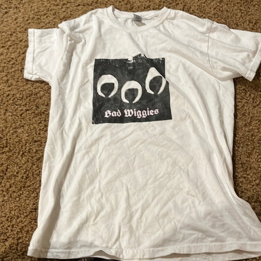 Bad wiggies graphic print grunge tee